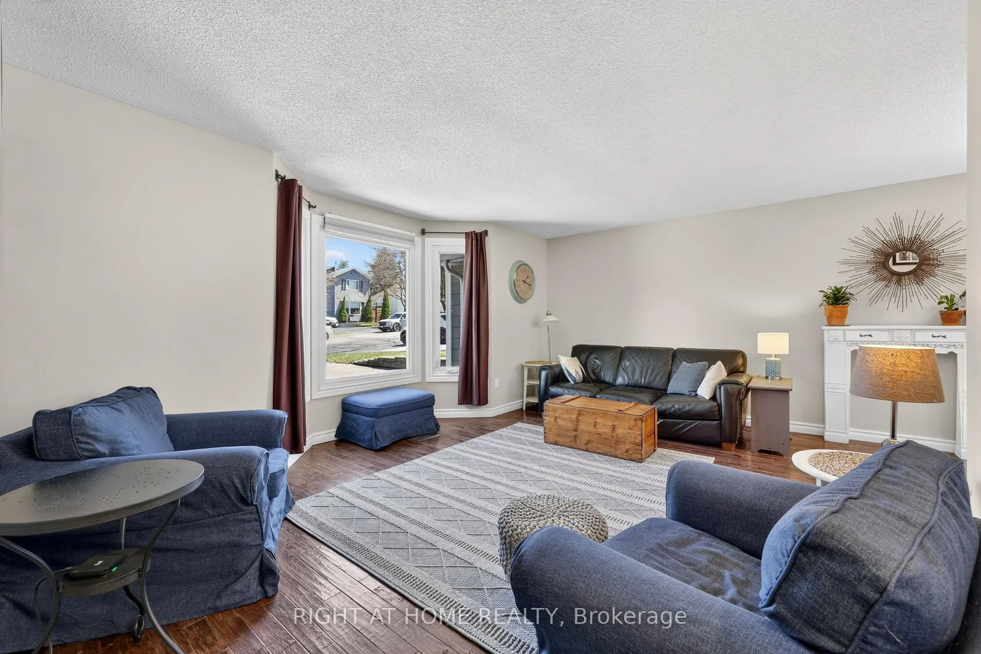 Photo 10 of 12 Elizabeth Street, Barrie, Ardagh — HOMEH