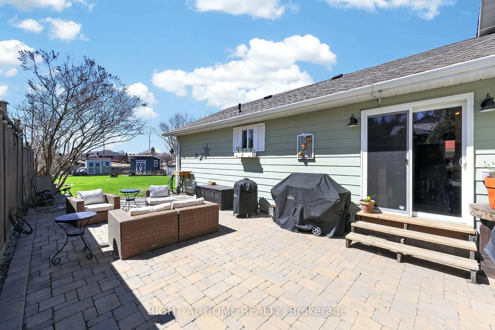 Photo 23 of 12 Elizabeth Street, Barrie, Ardagh — HOMEH