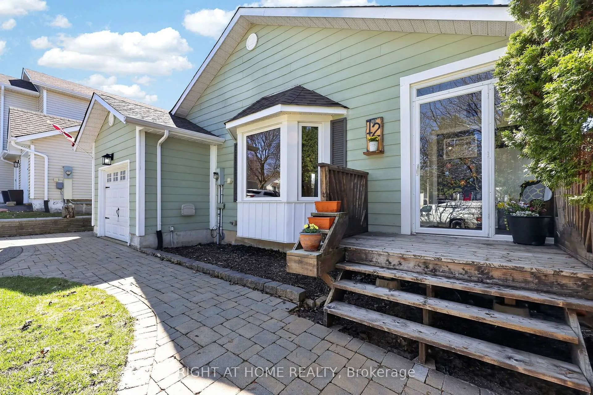 Photo 32 of 12 Elizabeth Street, Barrie, Ardagh — HOMEH