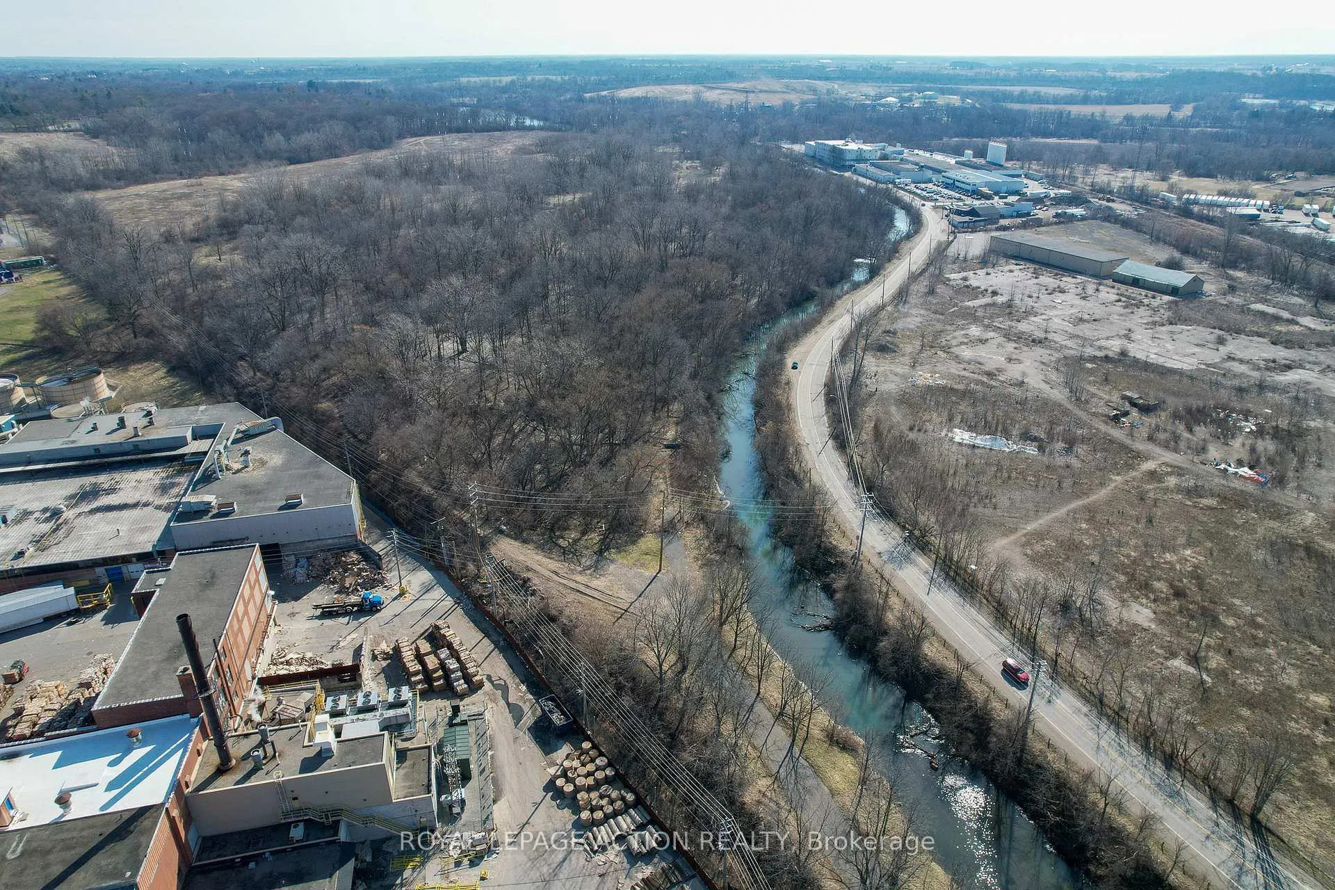 Photo 26 of 17 Drummond Street, Brantford — HOMEH