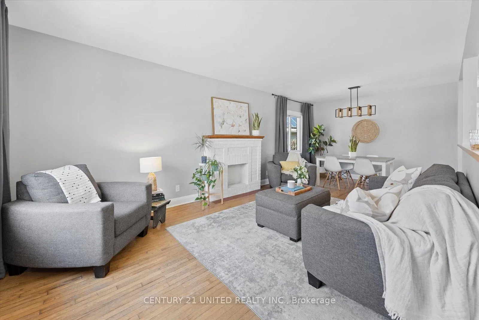 Photo 7 of 758 Bethune Street, Peterborough, Northcrest Ward 5 — HOMEH