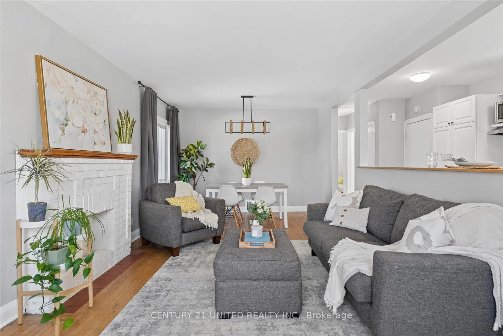Photo 8 of 758 Bethune Street, Peterborough, Northcrest Ward 5 — HOMEH