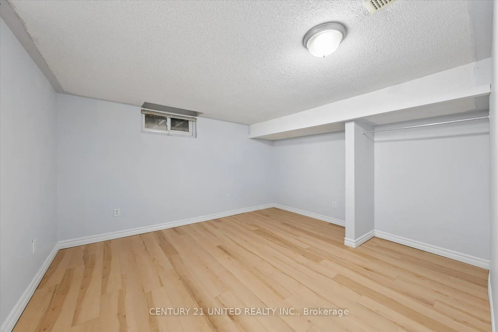 Photo 27 of 758 Bethune Street, Peterborough, Northcrest Ward 5 — HOMEH