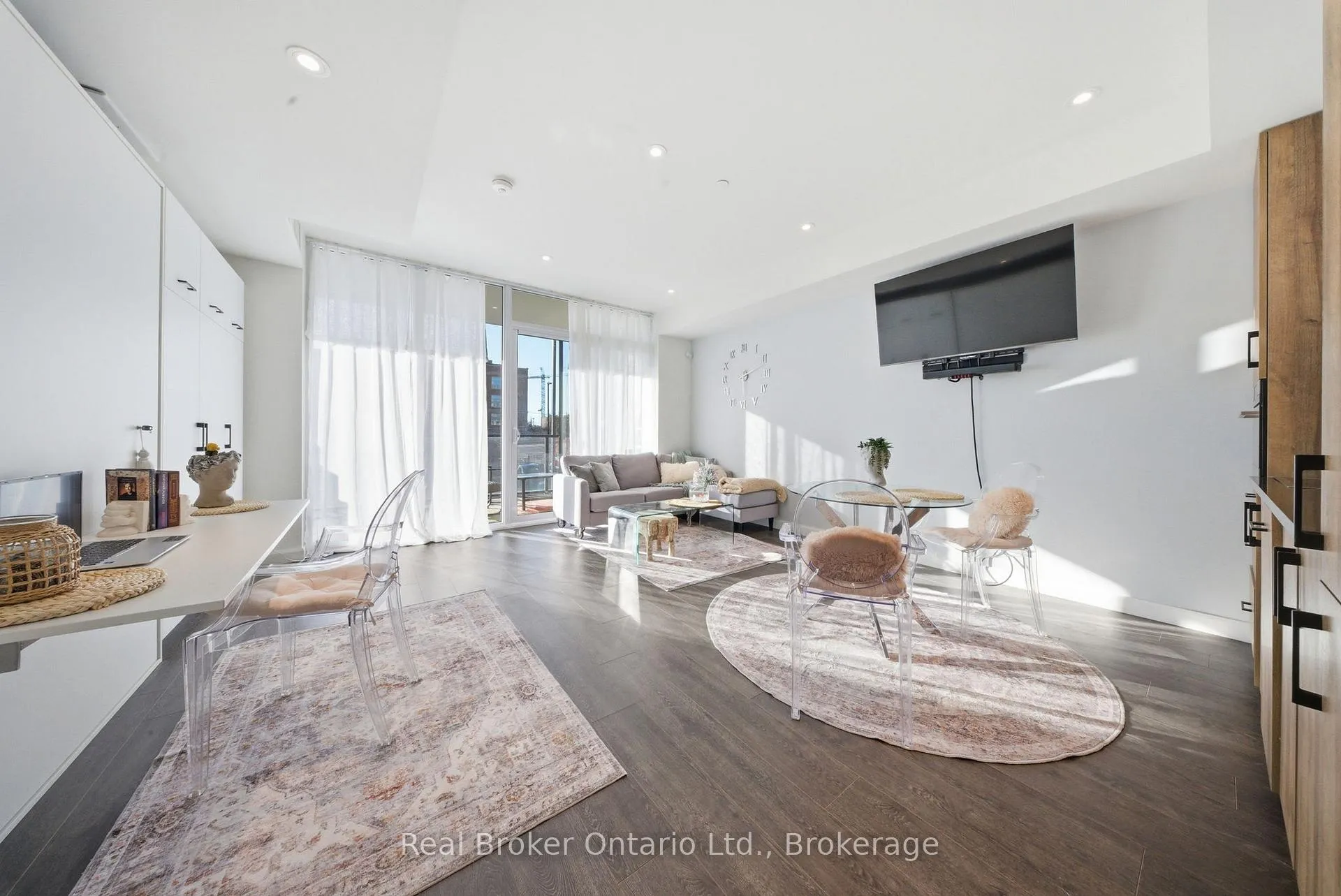 Photo 7 of Unit 107, 741 King Street W, Kitchener, KW Hospital — HOMEH