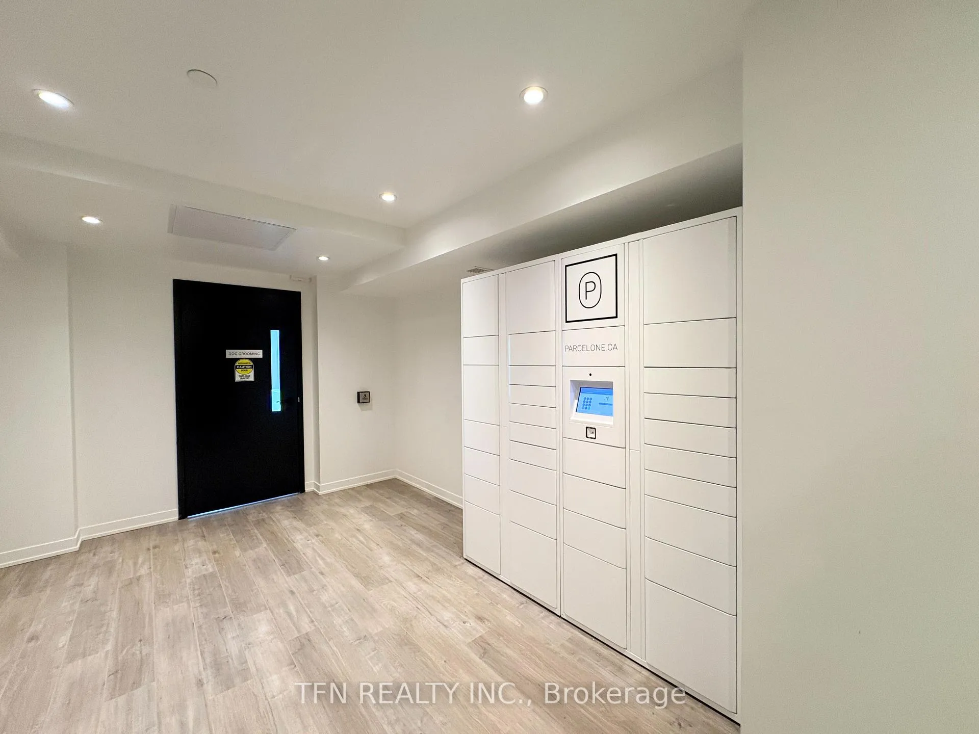 Photo 32 of Unit 104, 4878 Powers Common, Burlington, Alton — HOMEH