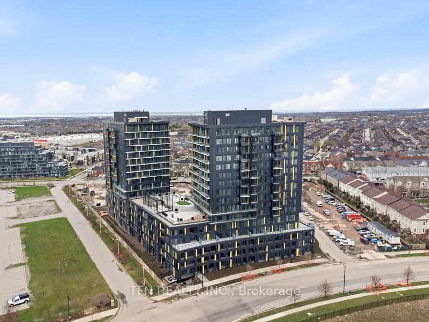 Photo 43 of Unit 104, 4878 Powers Common, Burlington, Alton — HOMEH