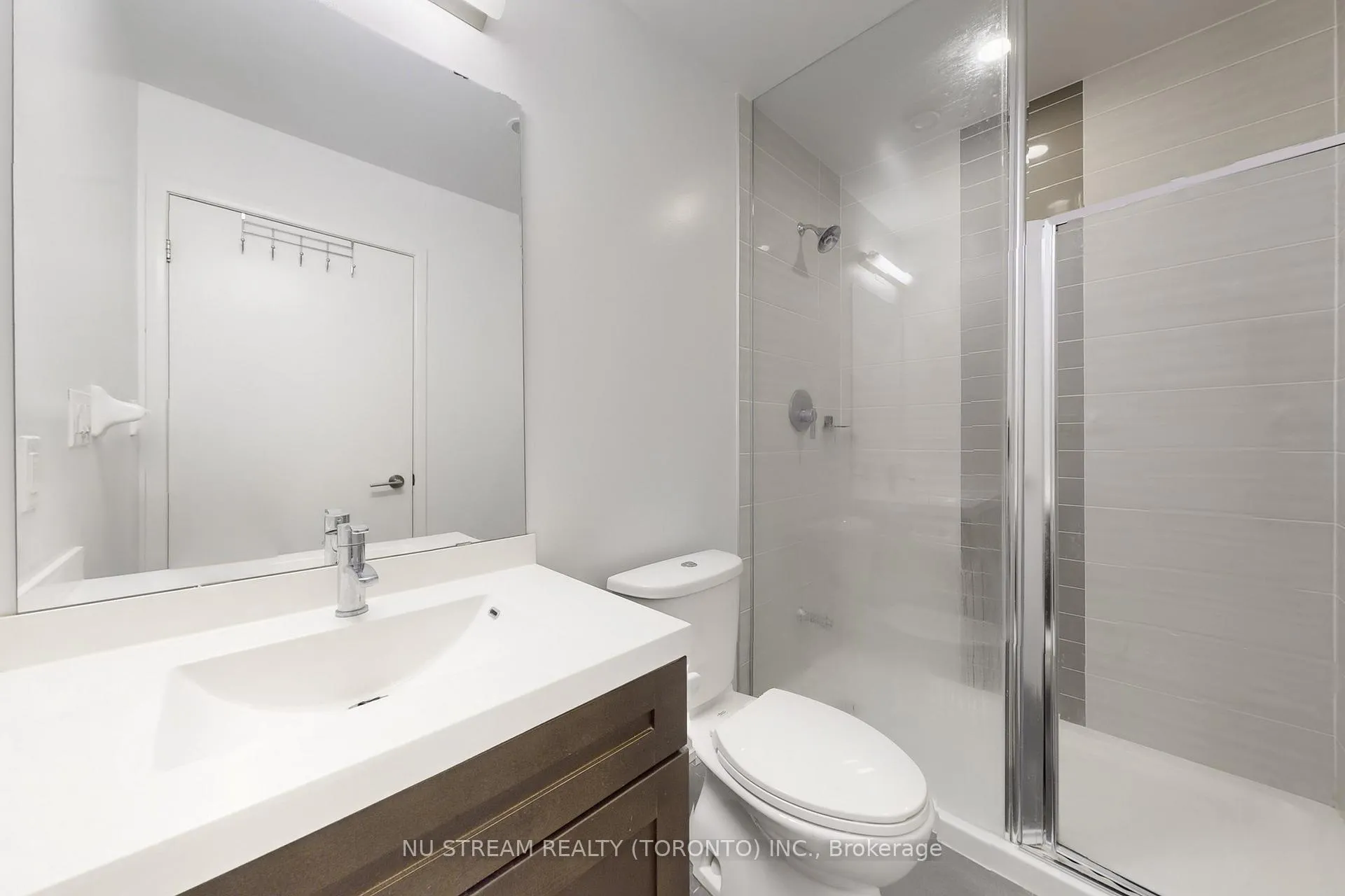 Photo 21 of Unit 535, 540 Bur Oak Avenue, Markham, Berczy — HOMEH