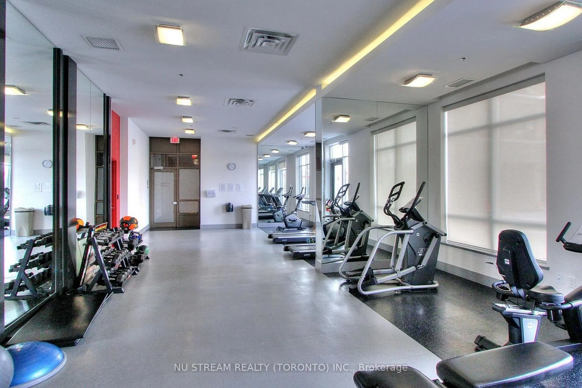 Photo 32 of Unit 535, 540 Bur Oak Avenue, Markham, Berczy — HOMEH
