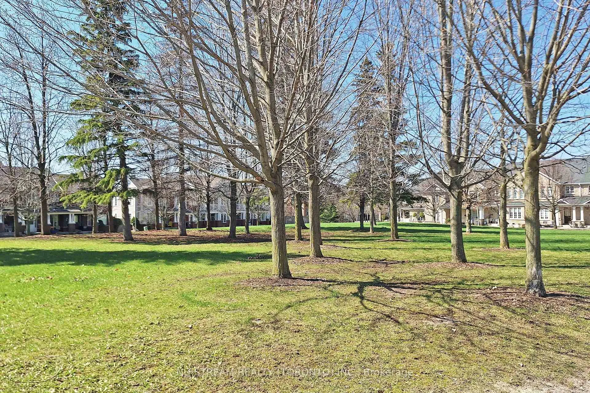 Photo 37 of Unit 535, 540 Bur Oak Avenue, Markham, Berczy — HOMEH