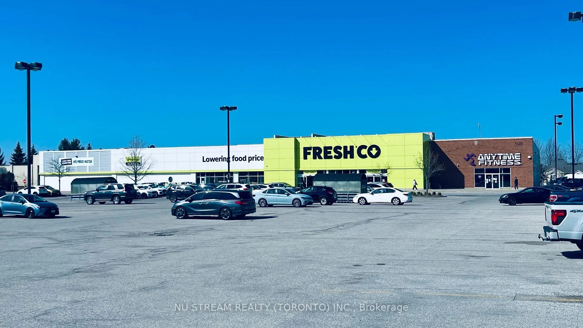 Photo 39 of Unit 535, 540 Bur Oak Avenue, Markham, Berczy — HOMEH
