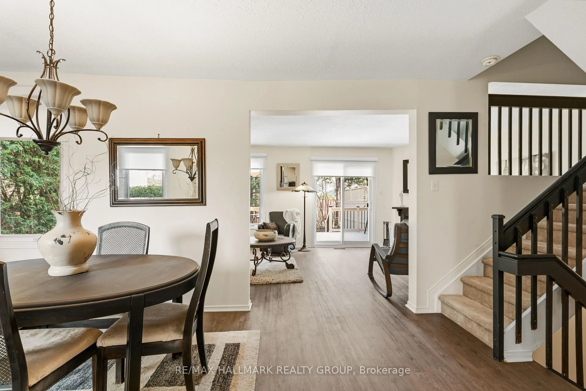 Photo 11 of Unit A, 176 Sherway Drive, Ottawa, Barrhaven - Pheasant Run — HOMEH