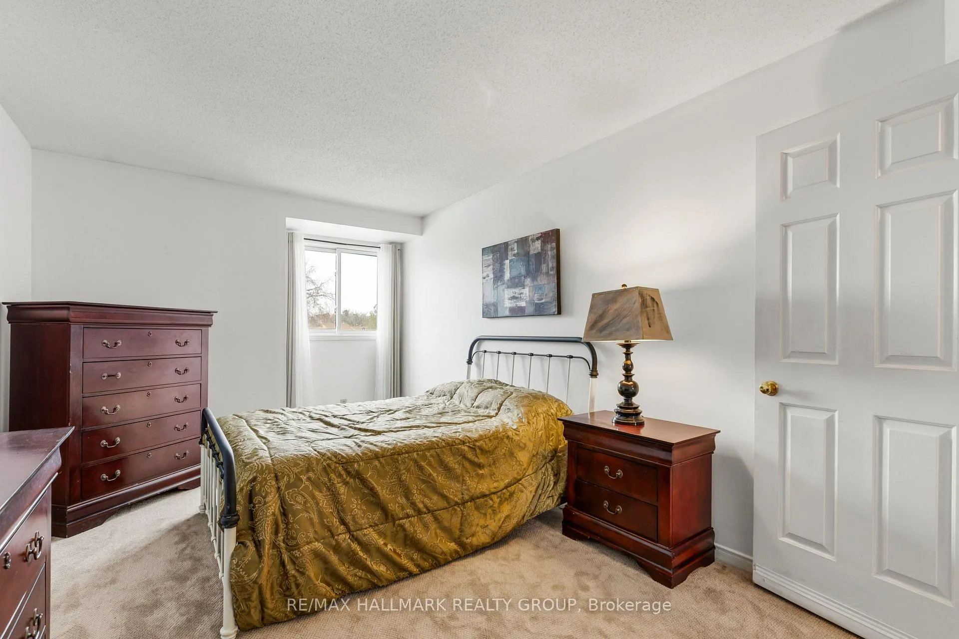 Photo 25 of Unit A, 176 Sherway Drive, Ottawa, Barrhaven - Pheasant Run — HOMEH