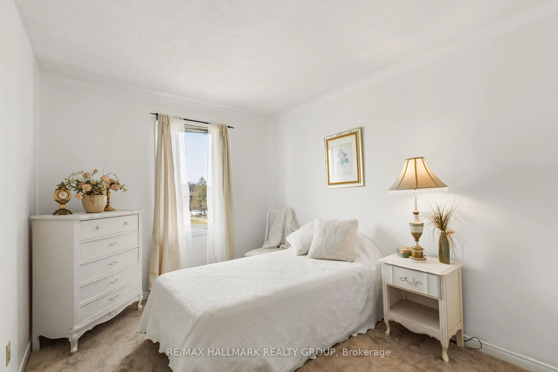 Photo 26 of Unit A, 176 Sherway Drive, Ottawa, Barrhaven - Pheasant Run — HOMEH