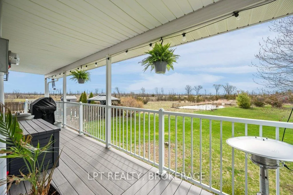 Photo 3 of 4856 Florida Road, Frontenac, Frontenac South — HOMEH