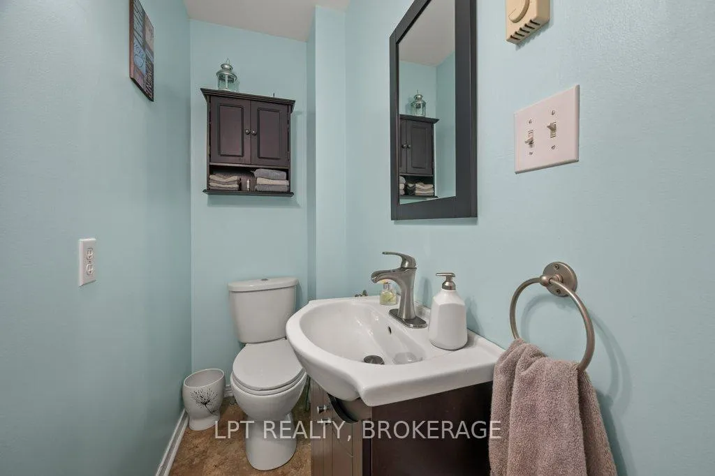 Photo 17 of 4856 Florida Road, Frontenac, Frontenac South — HOMEH
