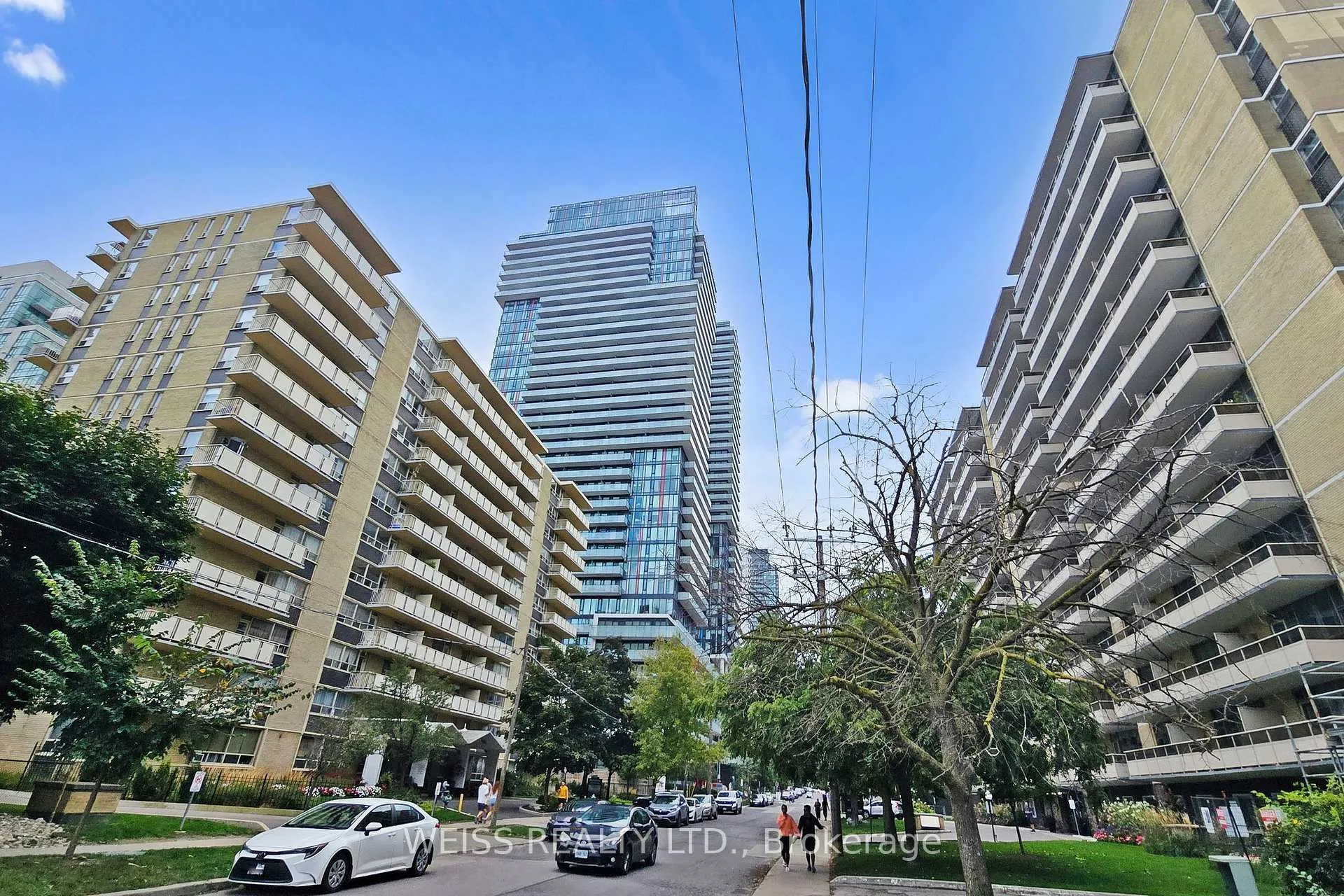 Photo 2 of Unit 520, 185 Roehampton Avenue, Toronto, Mount Pleasant West — HOMEH