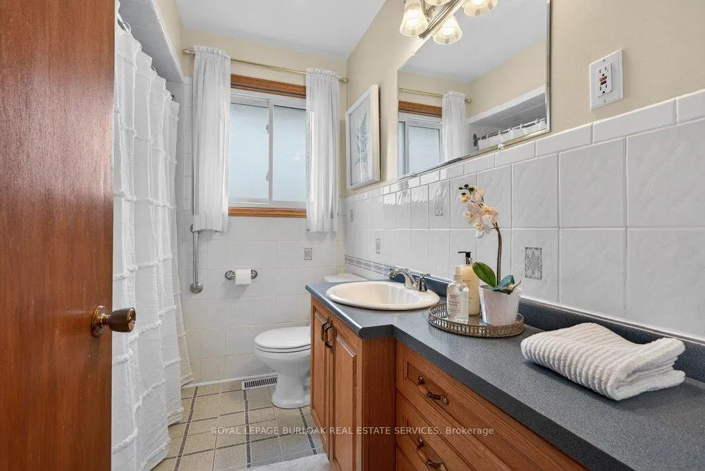 Photo 20 of 1502 Barker Avenue, Burlington, Mountainside — HOMEH