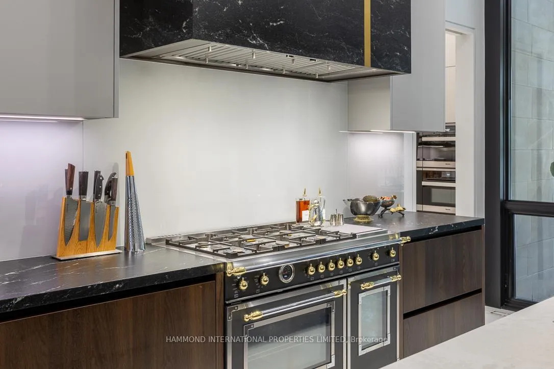 Photo 9 of 113 Elgin Street, Markham, Thornhill — HOMEH