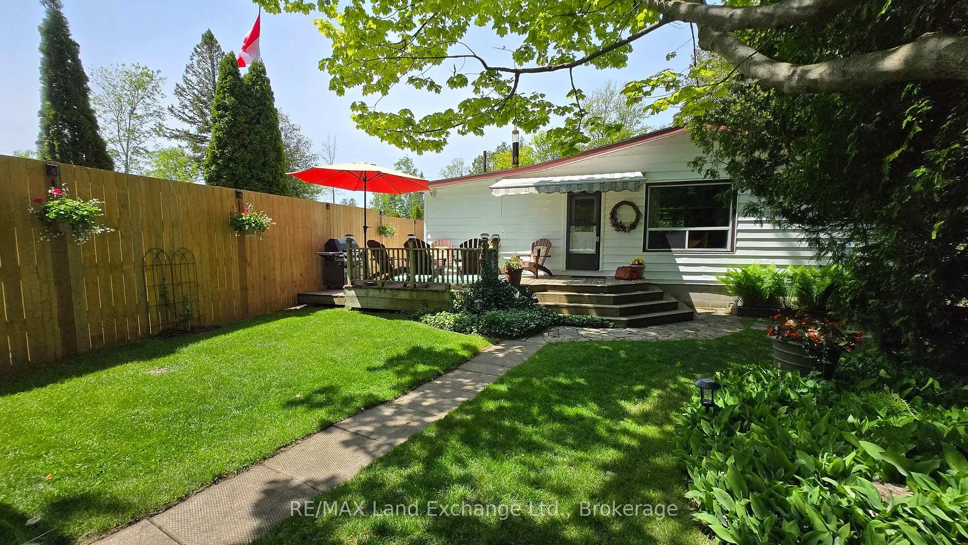 Front of 551 Attawandaron Road