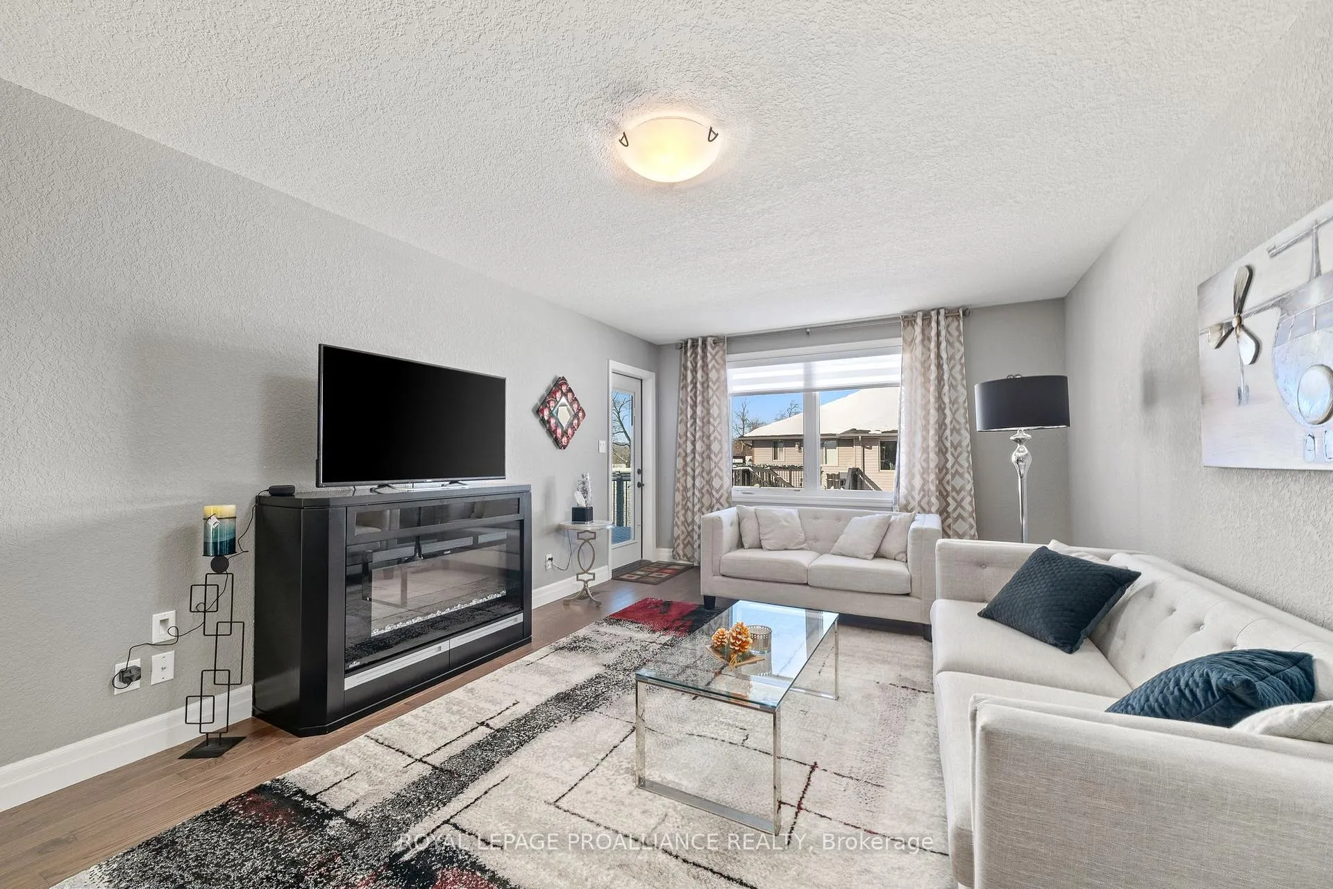 Photo 11 of 3 Cortland Crescent, Quinte West, Murray Ward — HOMEH