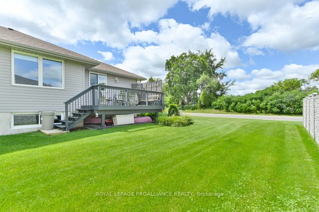 Photo 33 of 3 Cortland Crescent, Quinte West, Murray Ward — HOMEH