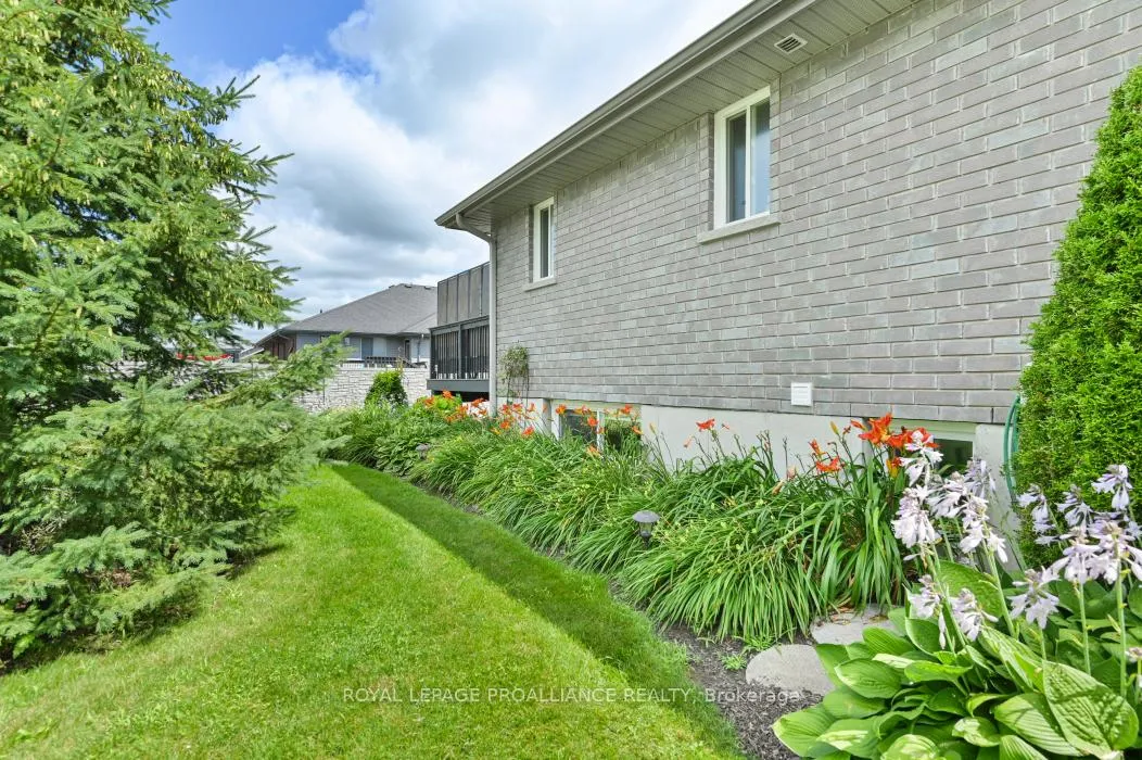 Photo 39 of 3 Cortland Crescent, Quinte West, Murray Ward — HOMEH
