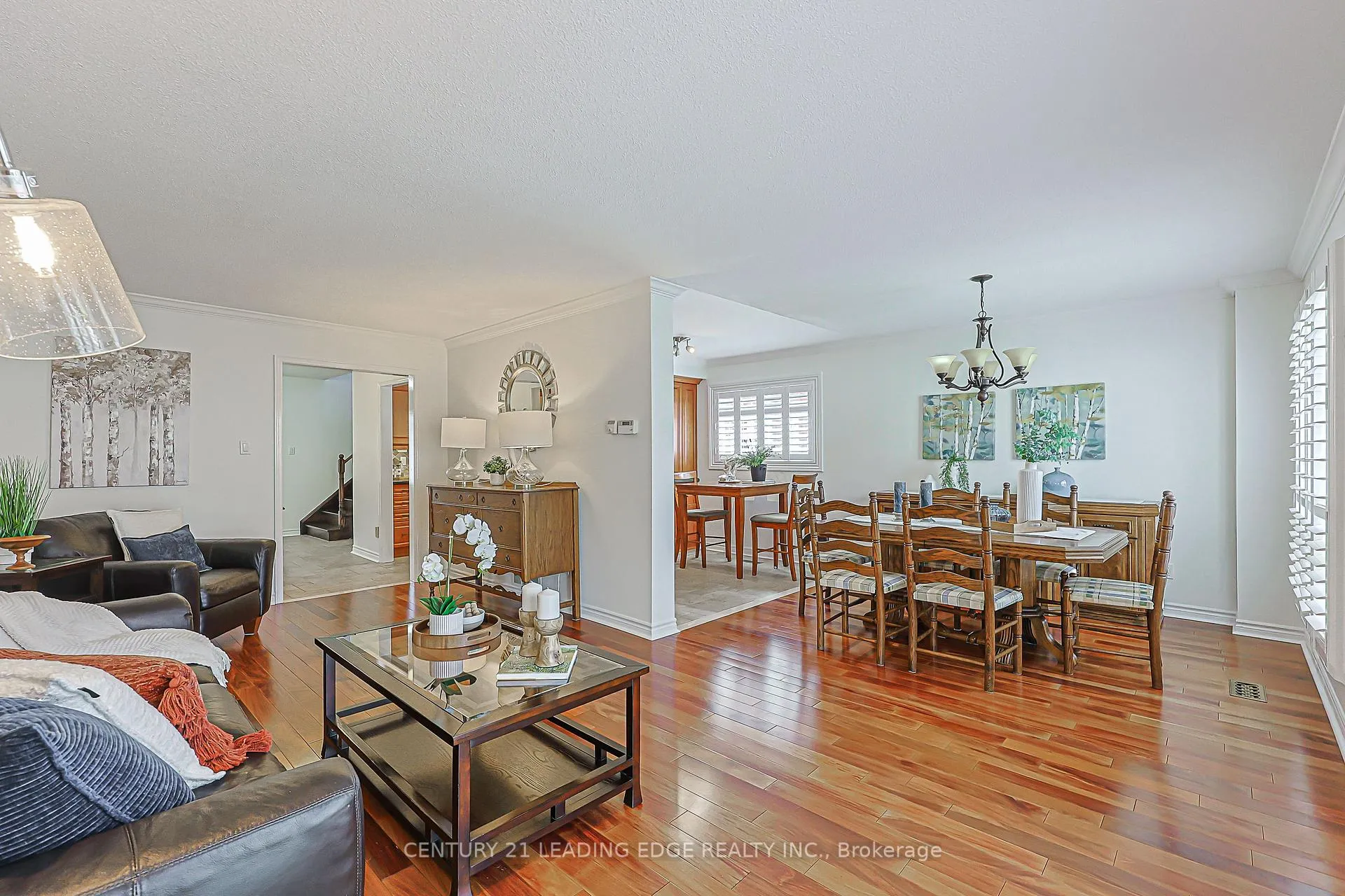 Photo 6 of 109 Major Buttons Drive, Markham, Sherwood-Amberglen — HOMEH