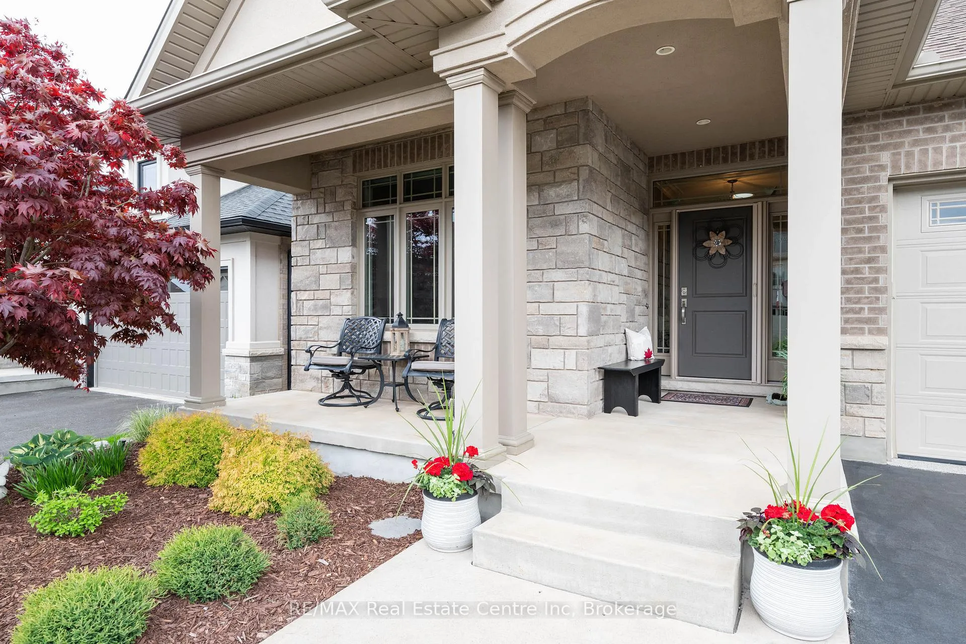 Photo 14 of 24 Kintyre Trail, Welland, Hwy 406/Welland — HOMEH