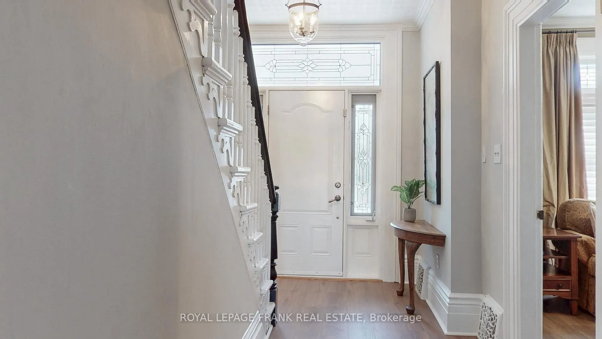Photo 8 of 117 Euclid Street, Whitby, Downtown Whitby — HOMEH