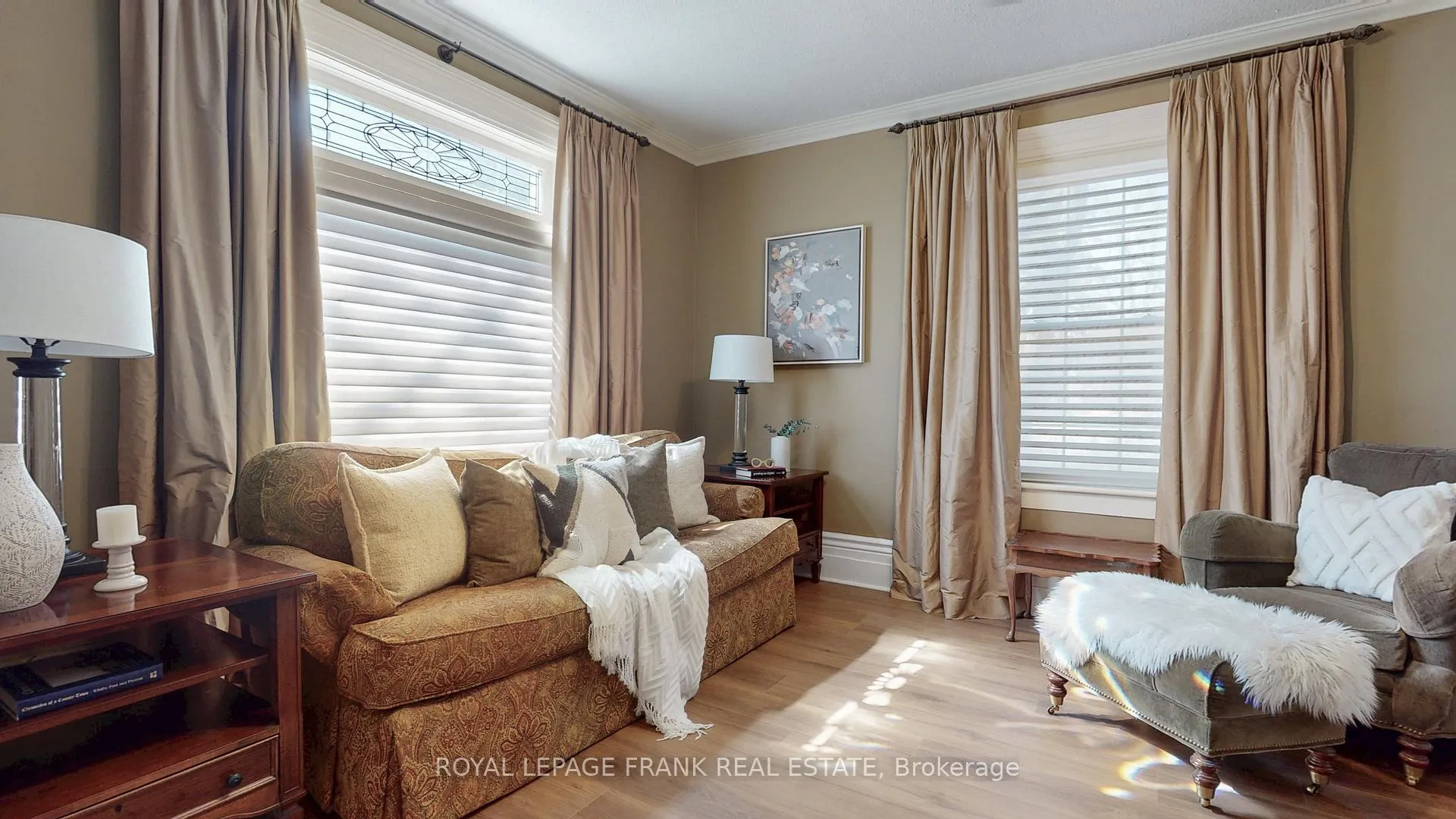 Photo 12 of 117 Euclid Street, Whitby, Downtown Whitby — HOMEH