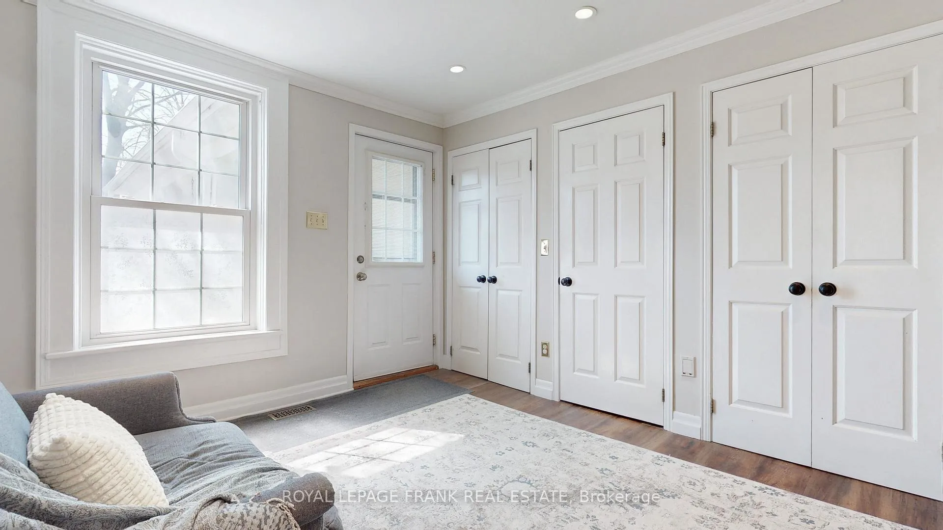 Photo 26 of 117 Euclid Street, Whitby, Downtown Whitby — HOMEH