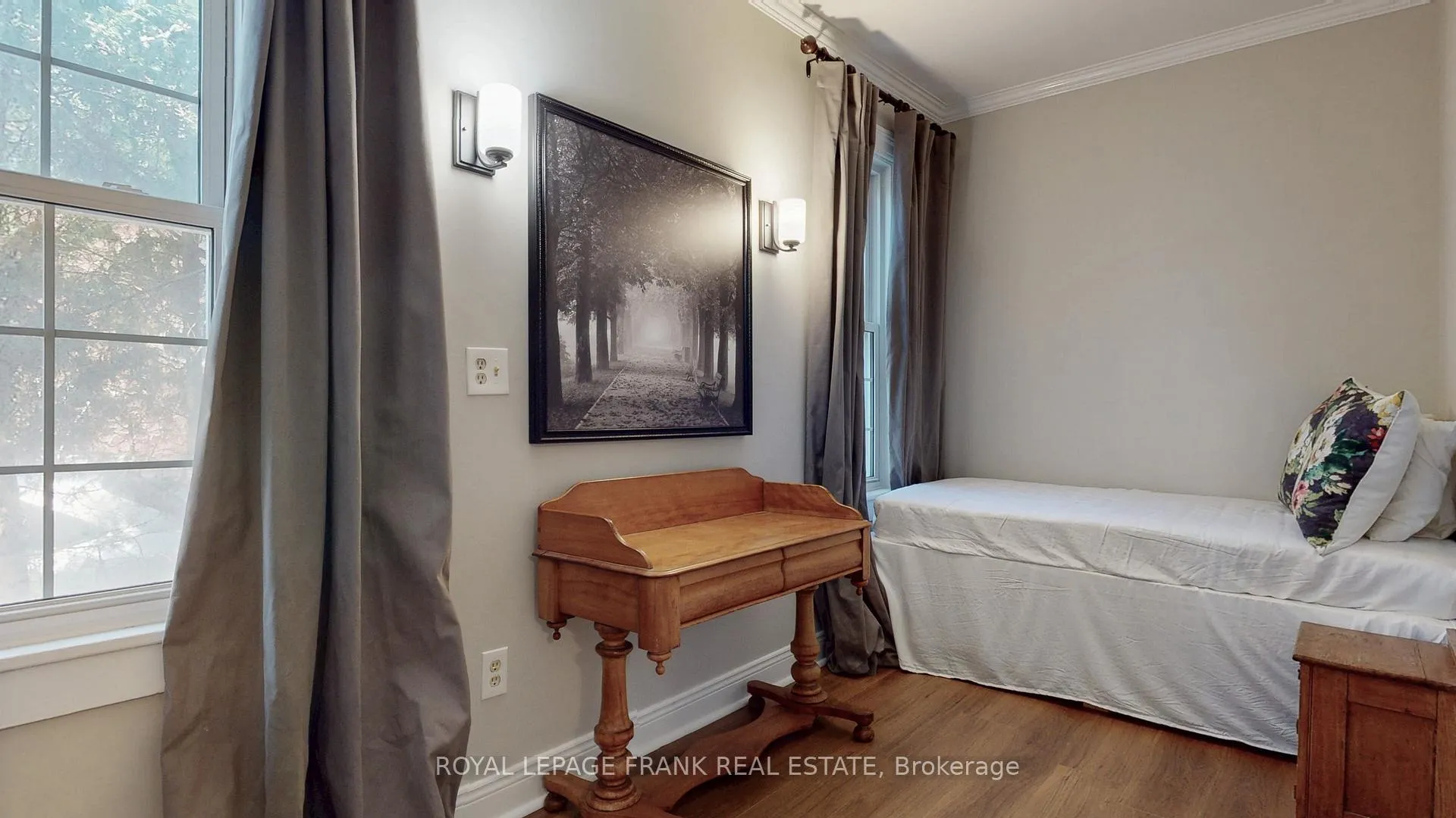 Photo 28 of 117 Euclid Street, Whitby, Downtown Whitby — HOMEH