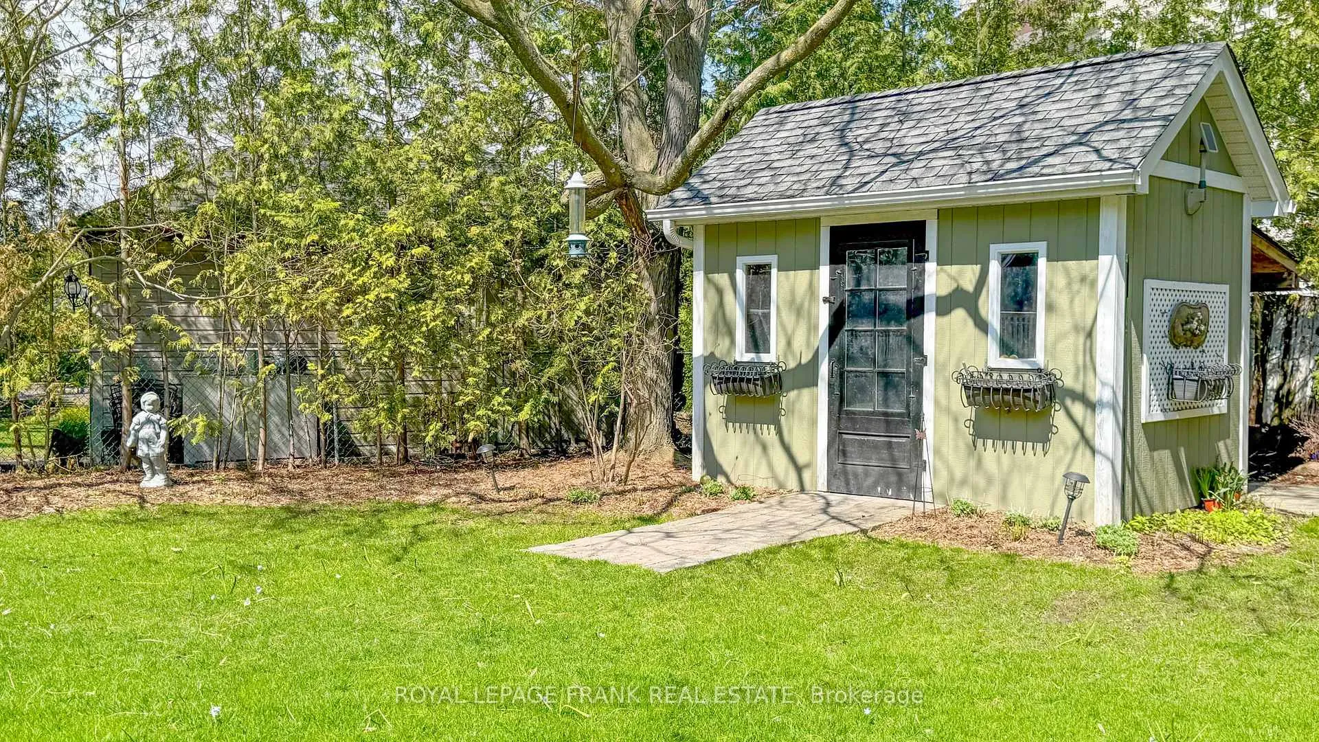 Photo 48 of 117 Euclid Street, Whitby, Downtown Whitby — HOMEH
