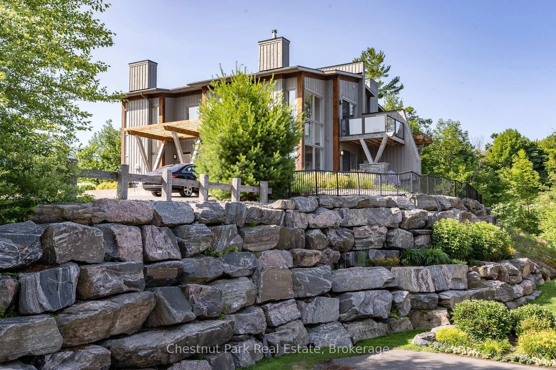 Photo 7 of 20 Carrick Trail, Gravenhurst, Muskoka (S) — HOMEH
