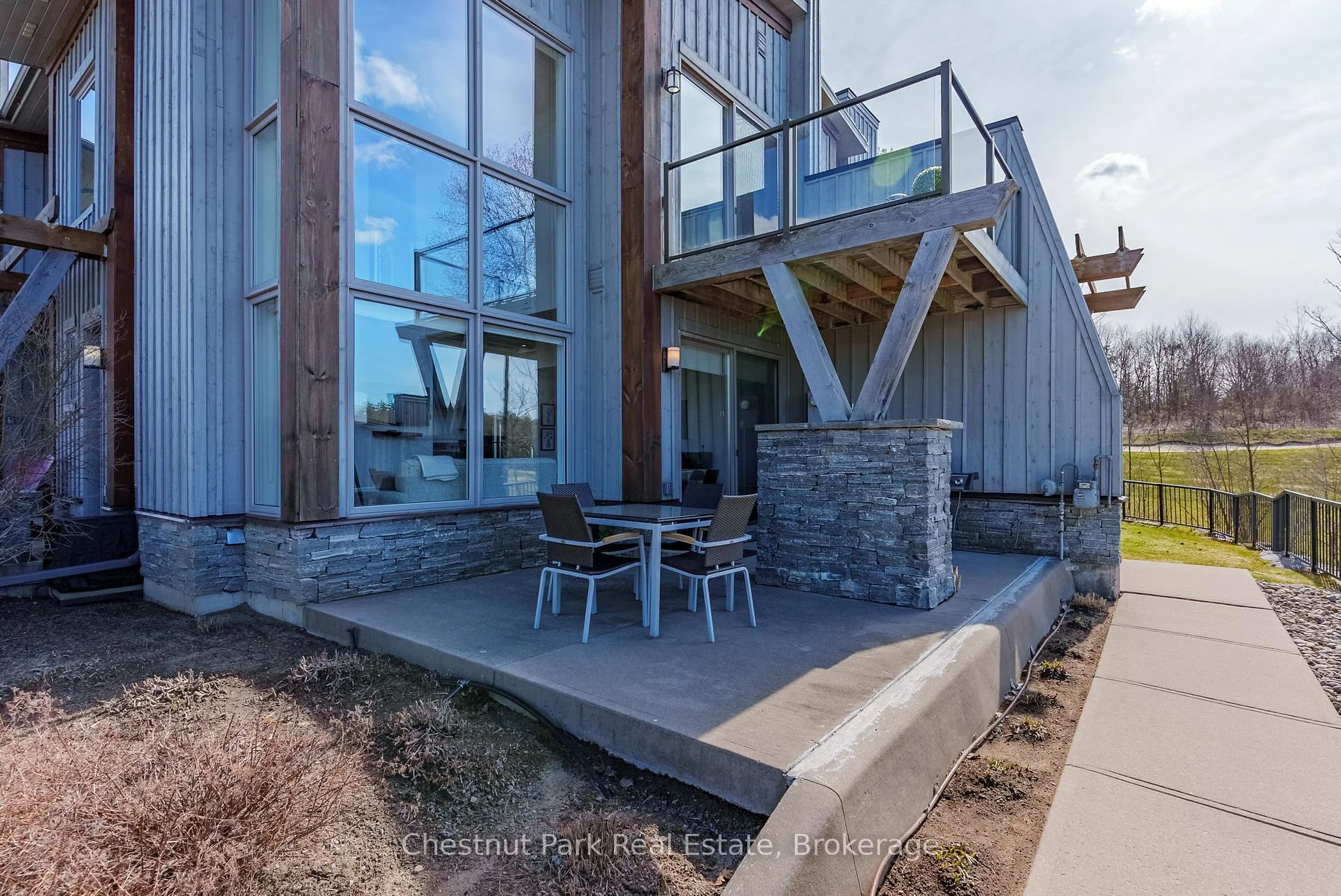 Photo 47 of 20 Carrick Trail, Gravenhurst, Muskoka (S) — HOMEH