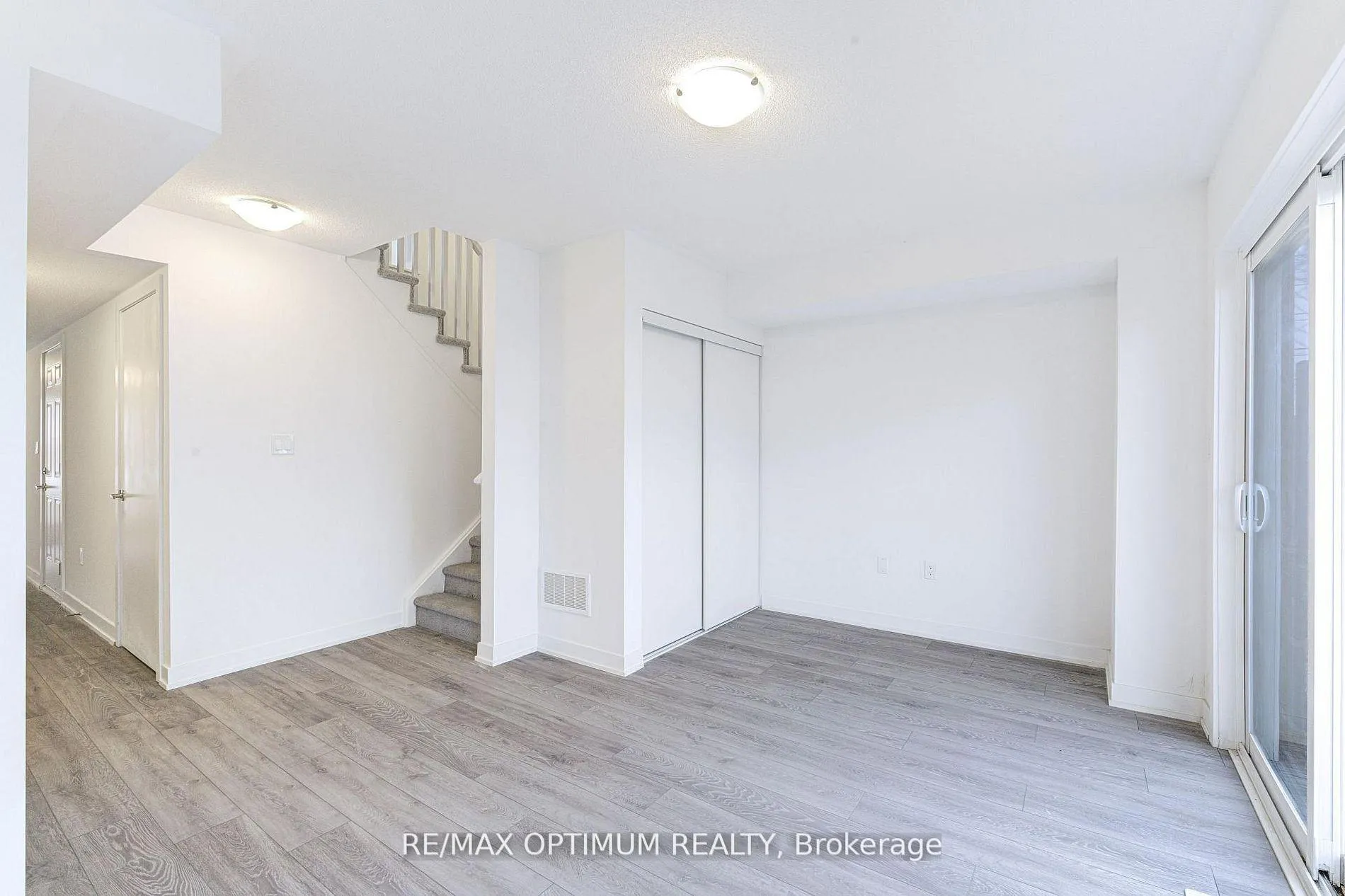 Photo 11 of 3077 Cherry Blossom Common, Burlington, Alton — HOMEH