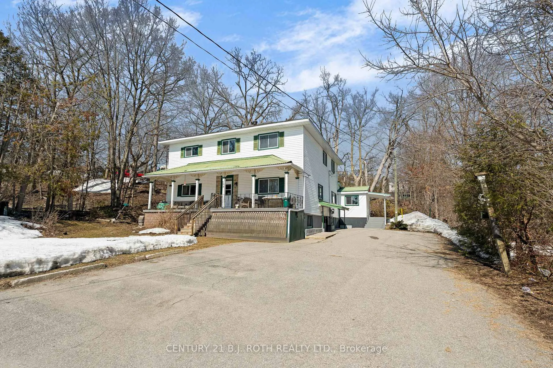 Photo 1 of 184 Borland Street E, Orillia — HOMEH
