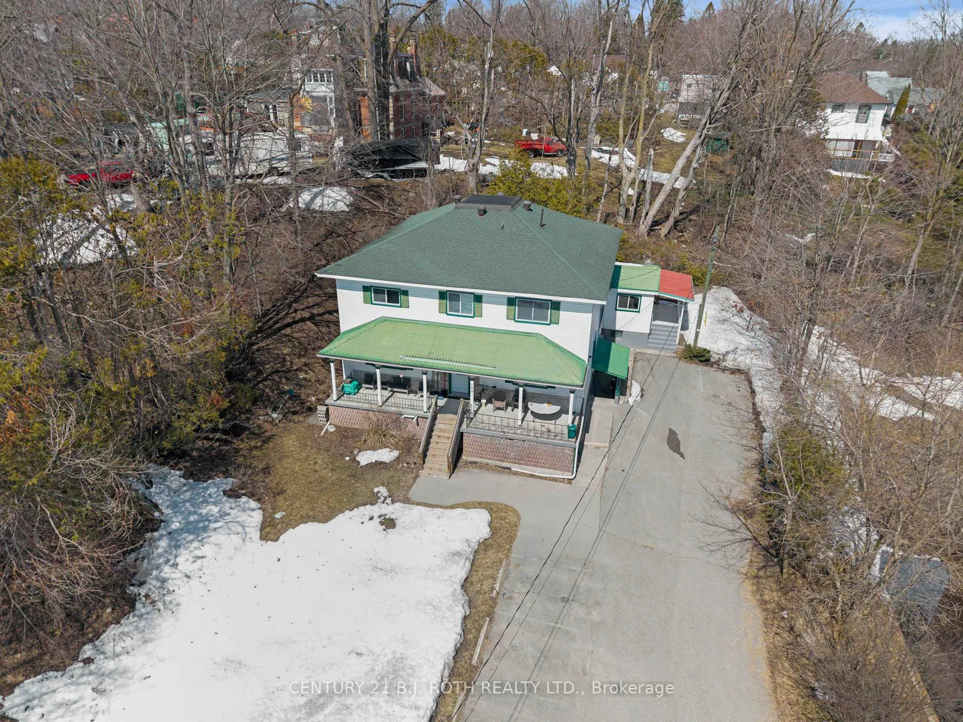 Photo 5 of 184 Borland Street E, Orillia — HOMEH