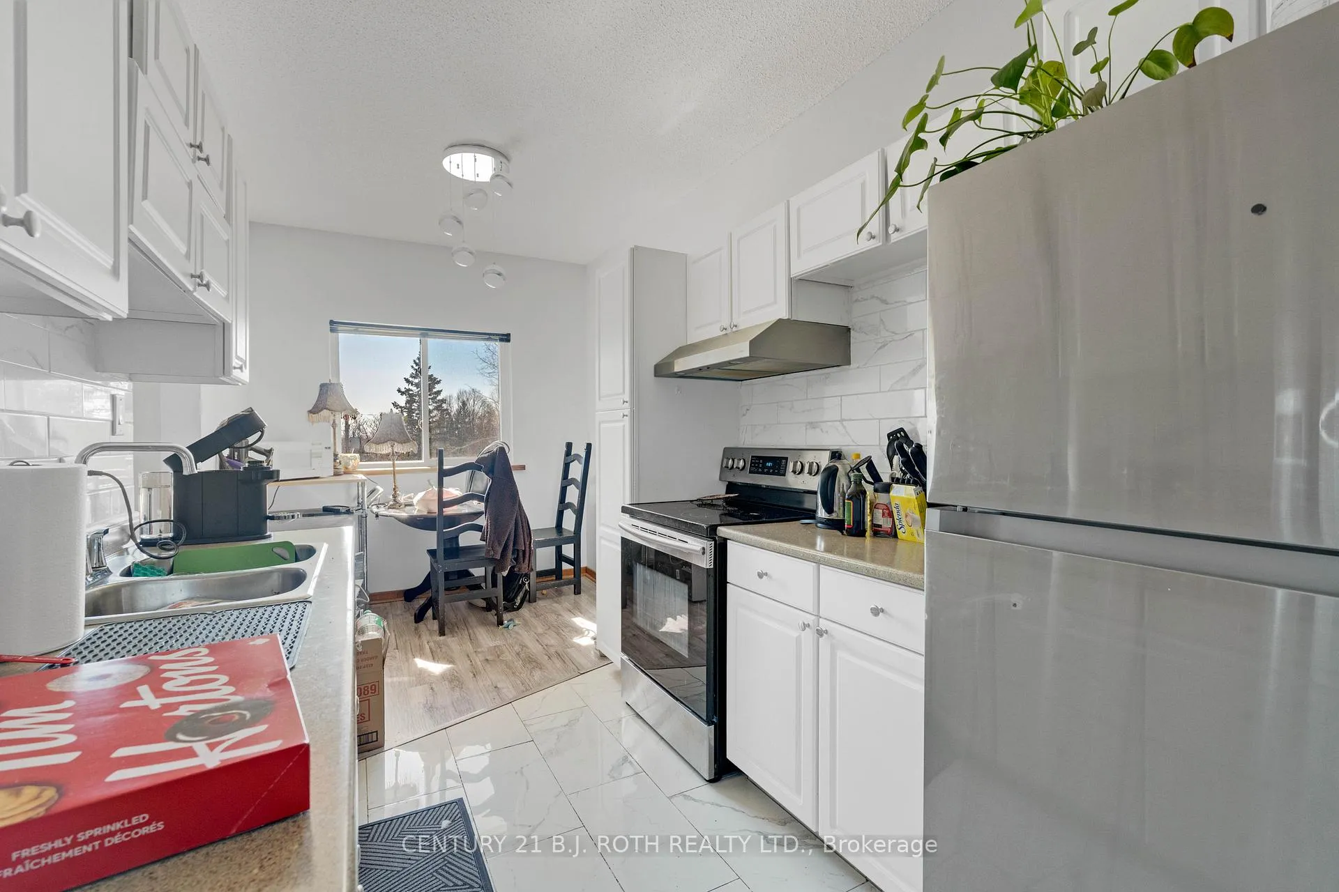 Photo 6 of 184 Borland Street E, Orillia — HOMEH