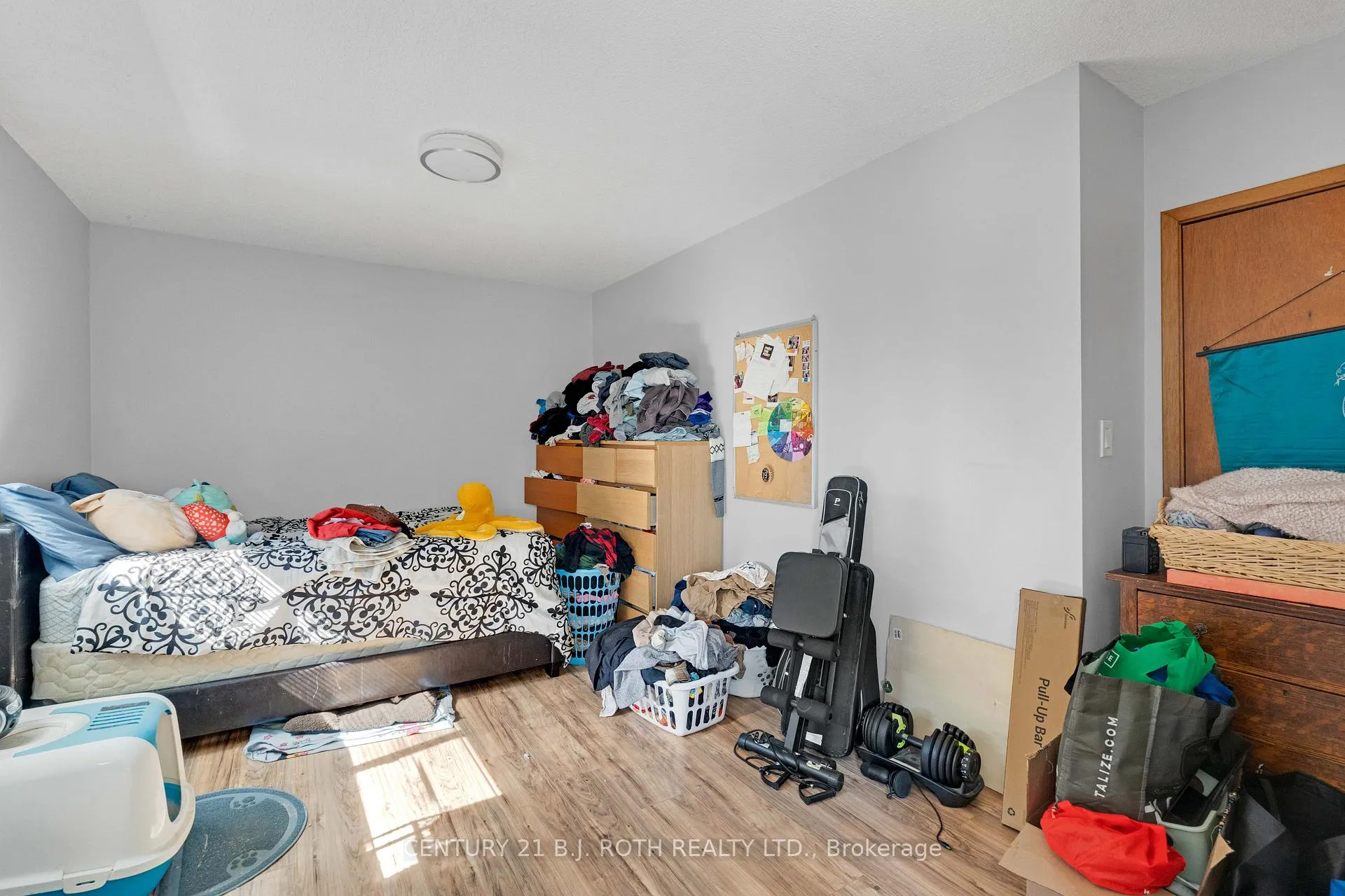 Photo 12 of 184 Borland Street E, Orillia — HOMEH
