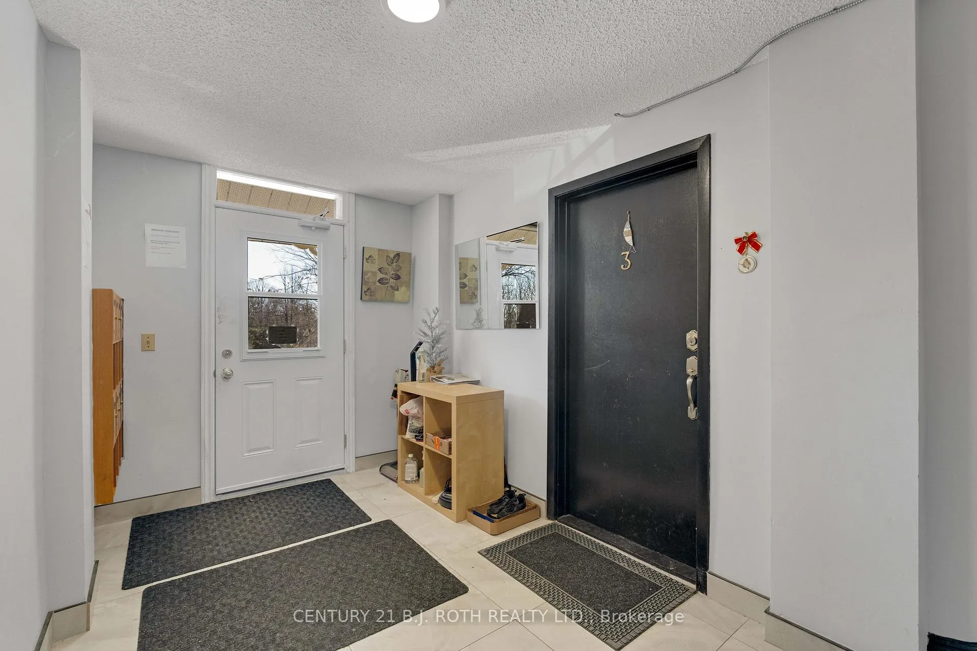 Photo 8 of 184 Borland Street E, Orillia — HOMEH