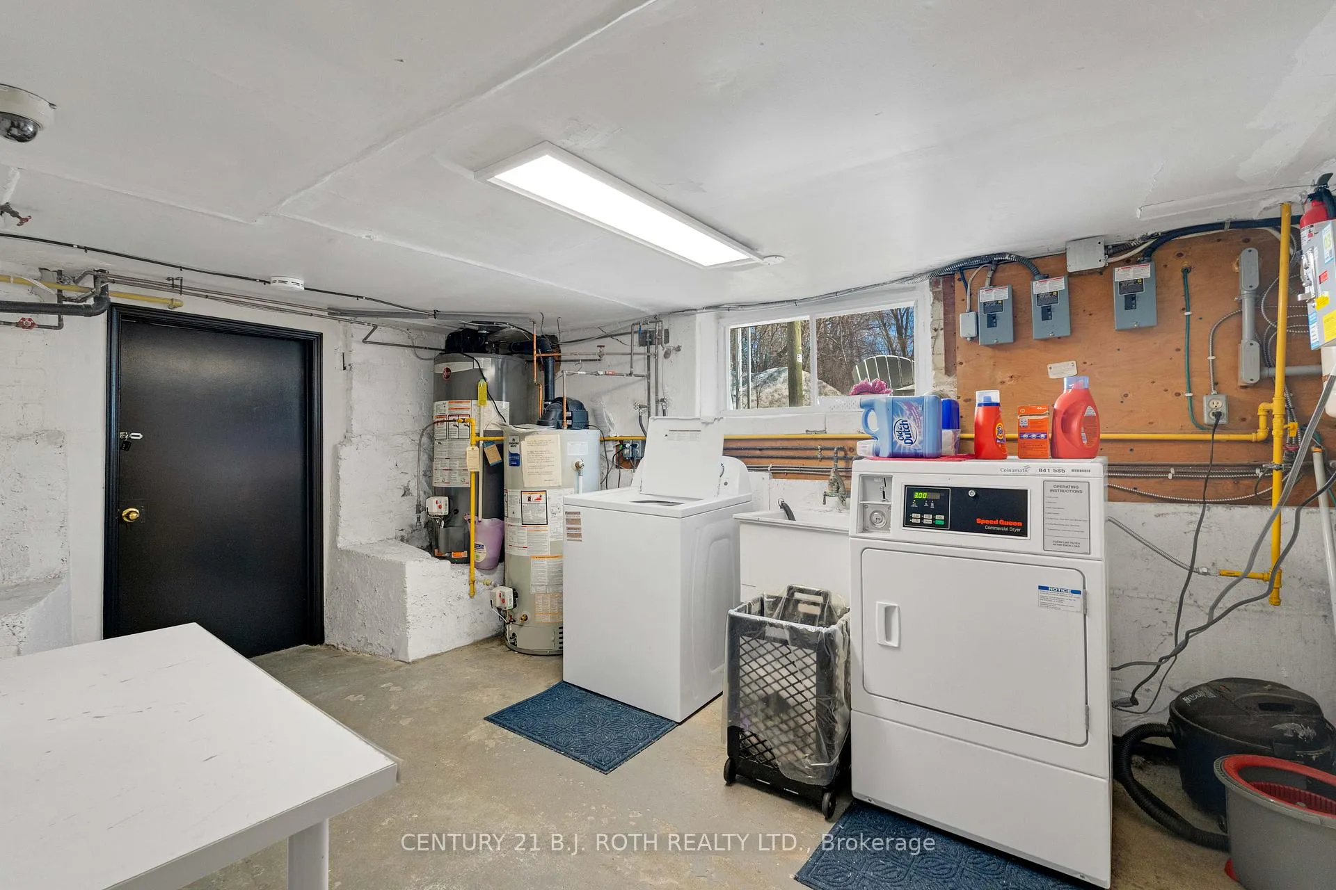 Photo 22 of 184 Borland Street E, Orillia — HOMEH