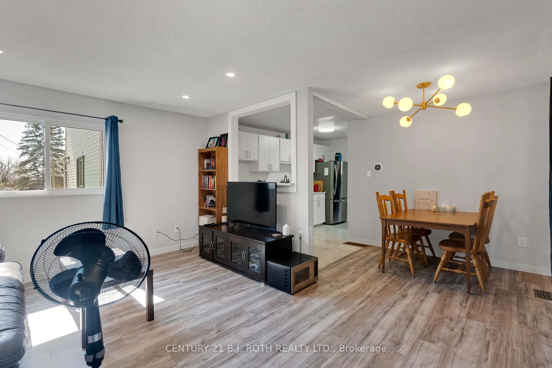 Photo 32 of 184 Borland Street E, Orillia — HOMEH