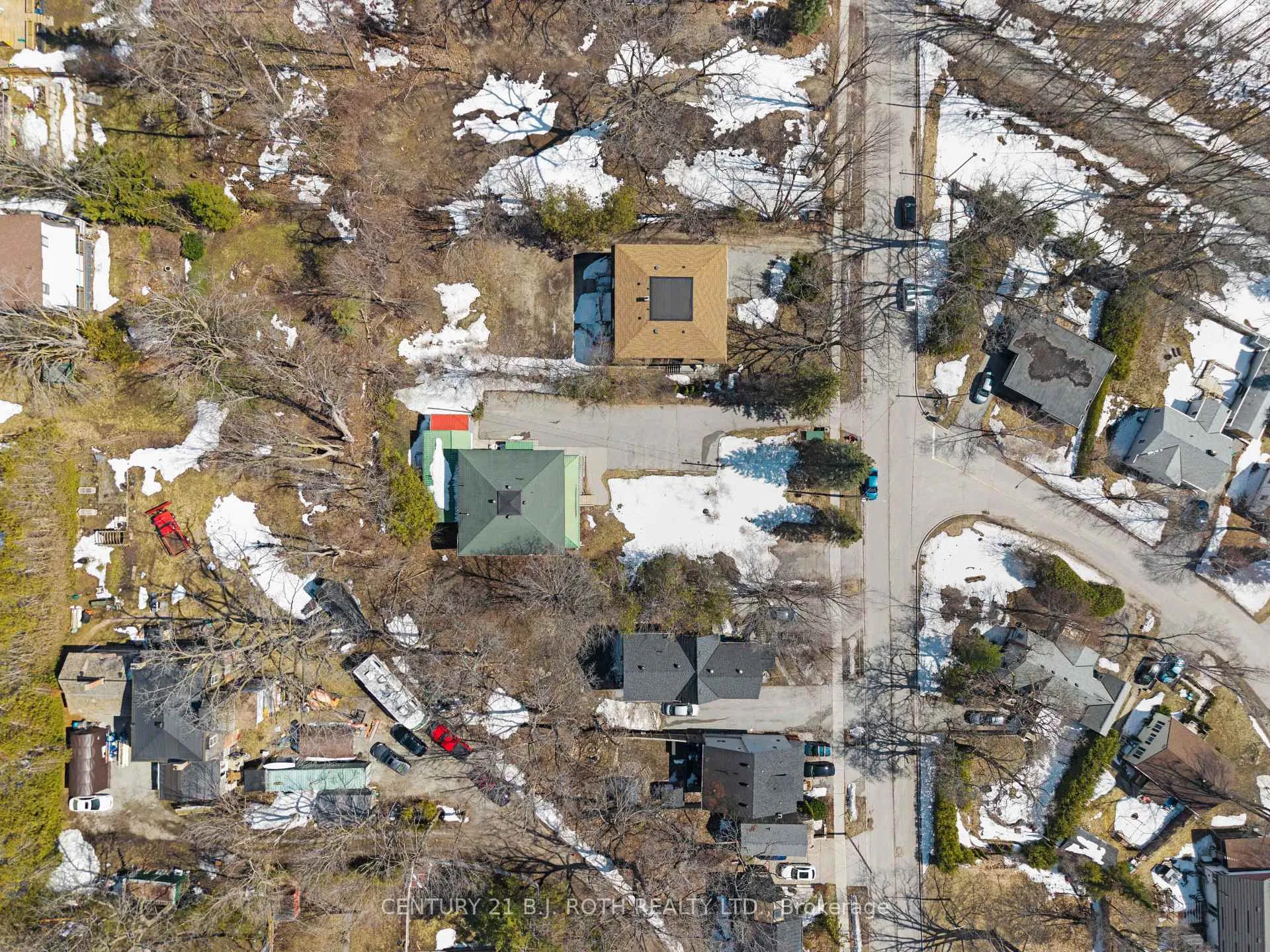 Photo 41 of 184 Borland Street E, Orillia — HOMEH