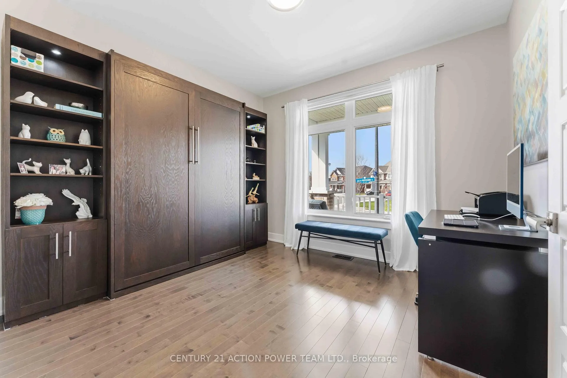 Photo 4 of 20 L'Astrolabe Place, Ottawa, Camelot — HOMEH