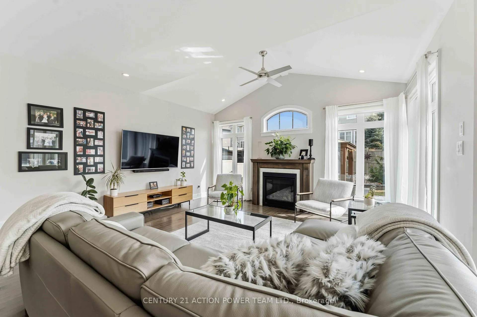 Photo 14 of 20 L'Astrolabe Place, Ottawa, Camelot — HOMEH