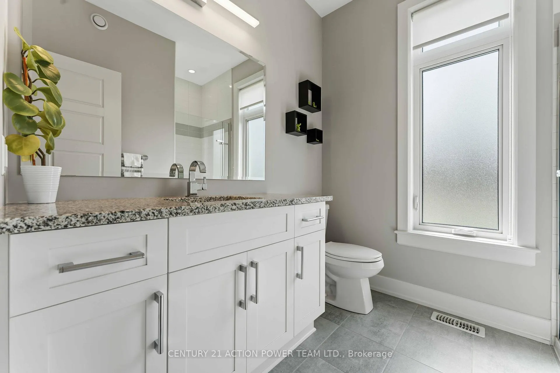 Photo 22 of 20 L'Astrolabe Place, Ottawa, Camelot — HOMEH