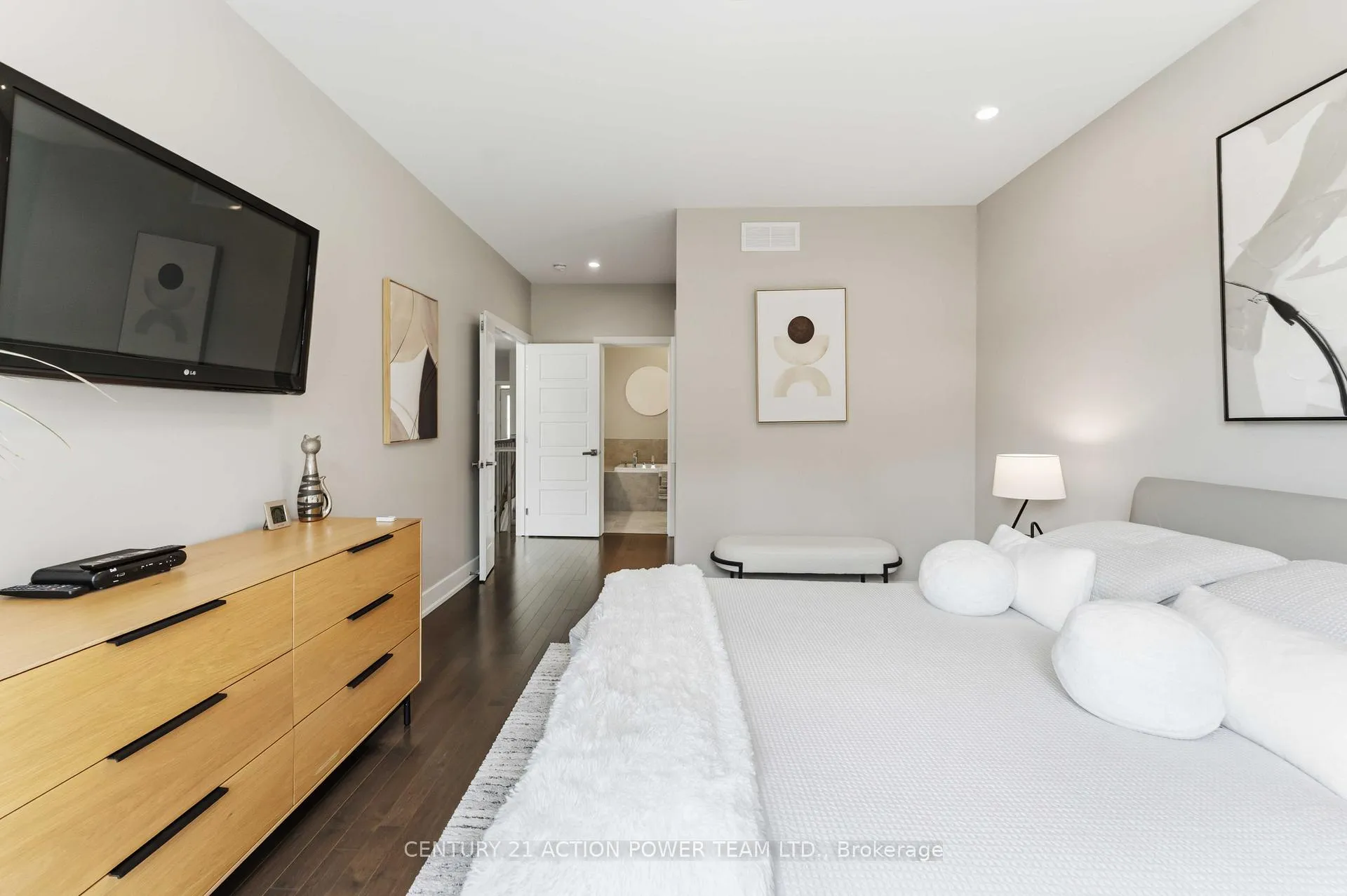 Photo 26 of 20 L'Astrolabe Place, Ottawa, Camelot — HOMEH