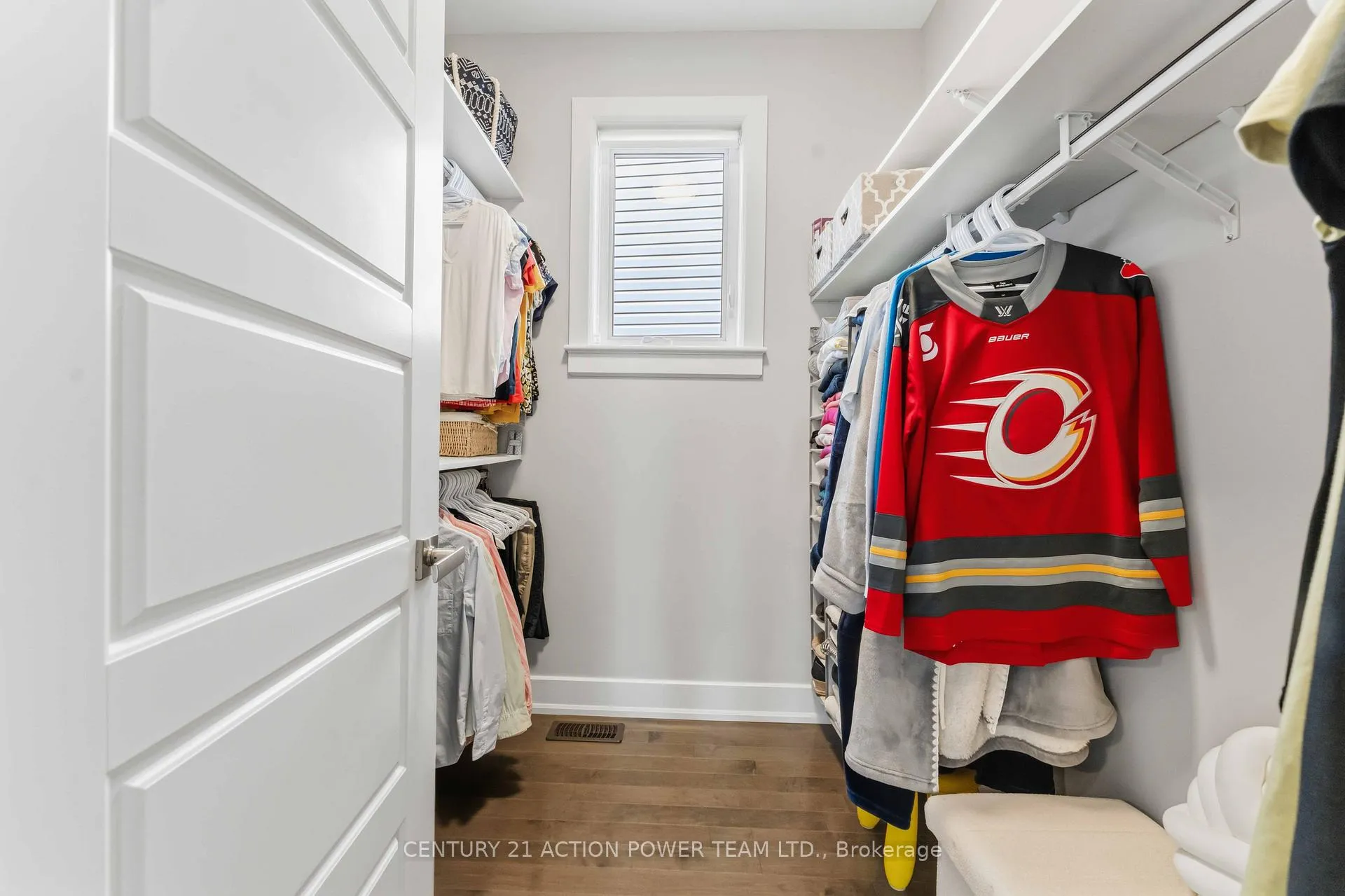 Photo 29 of 20 L'Astrolabe Place, Ottawa, Camelot — HOMEH