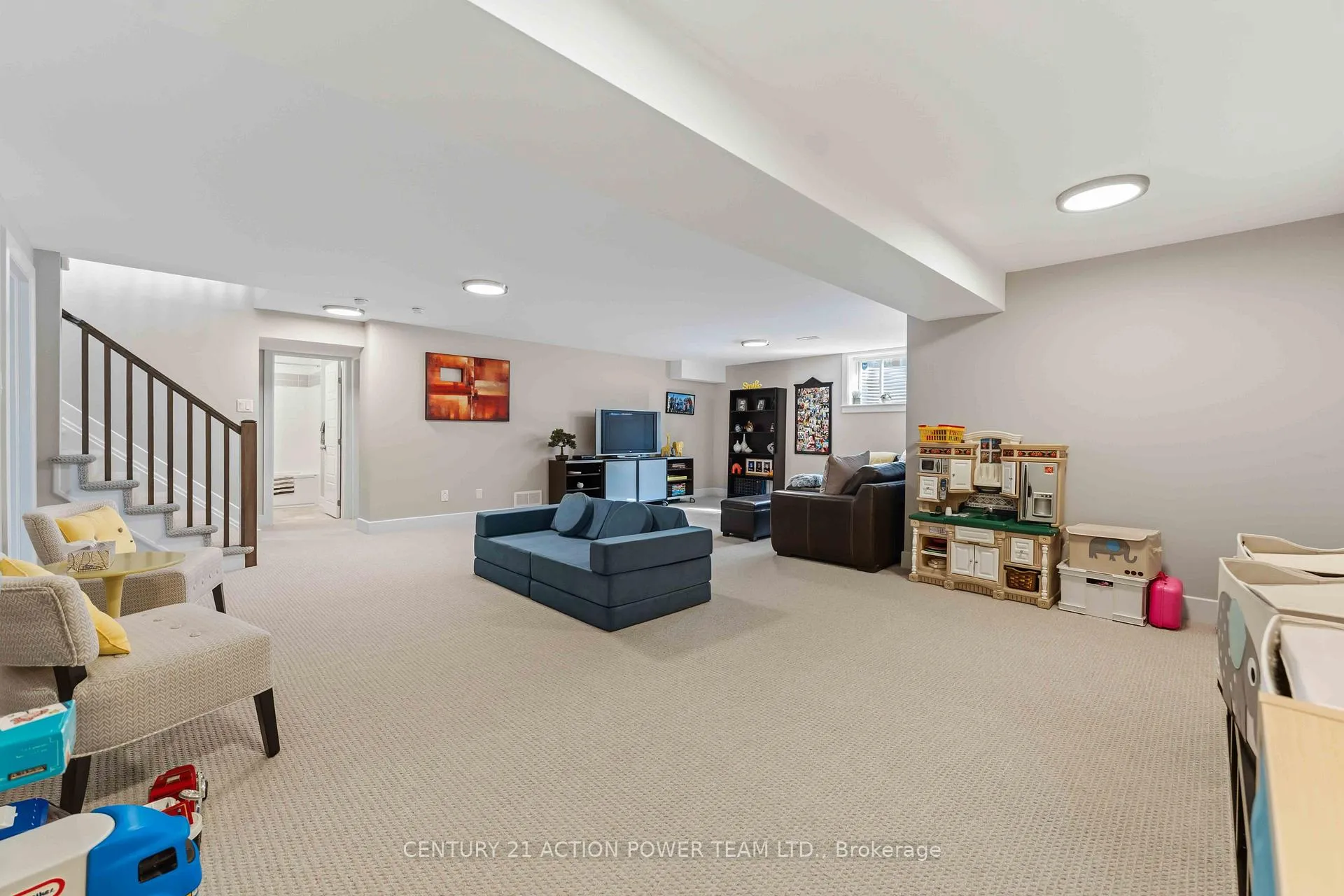 Photo 34 of 20 L'Astrolabe Place, Ottawa, Camelot — HOMEH
